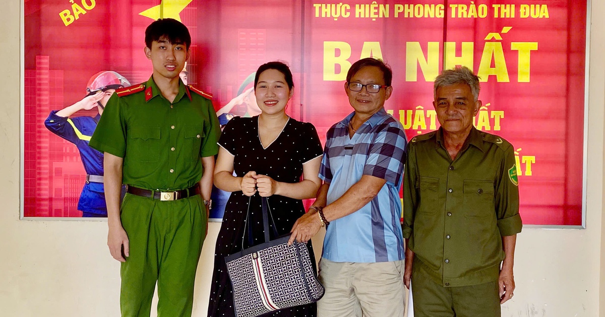 Nhặt được 31,5 triệu đồng, chủ shop quần áo ở Gia Lai trả lại người bỏ quên