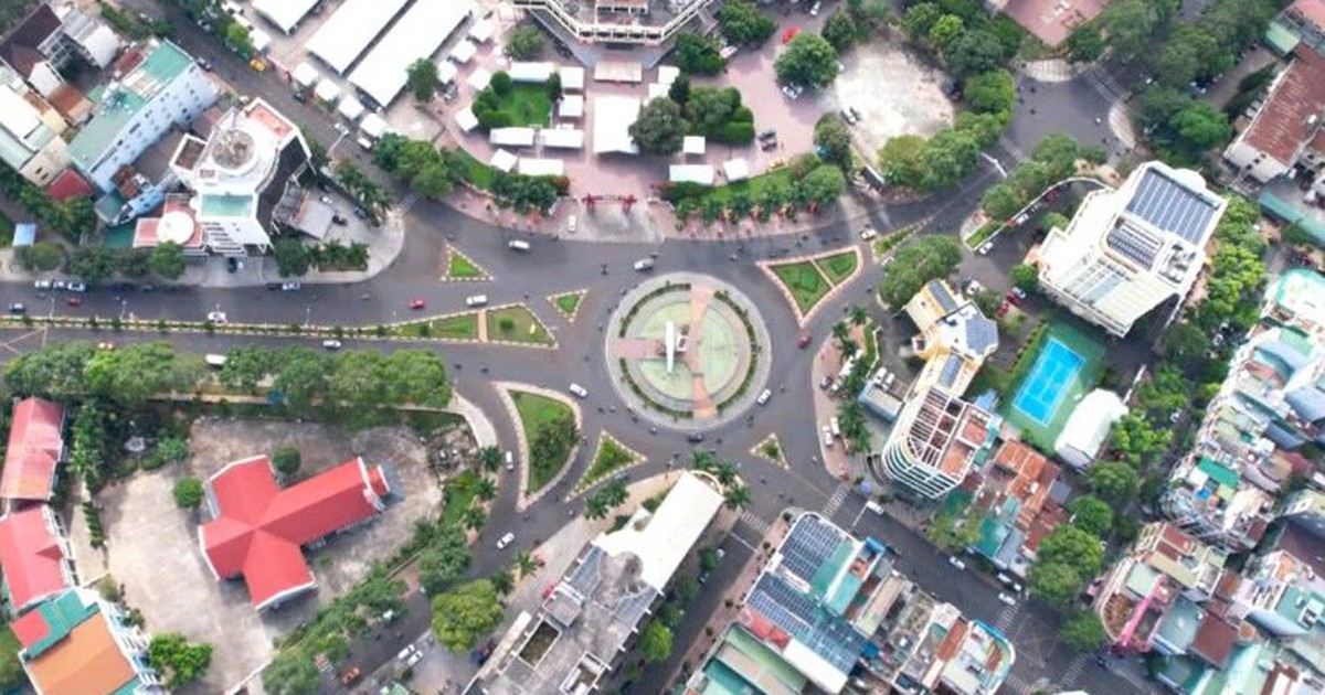 Vì sao cán bộ phường Buôn Ma Thuột mất suất sát hạch công chức?