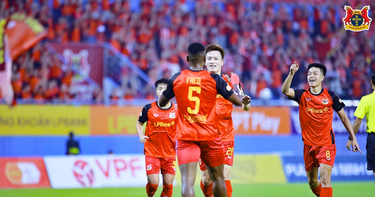 Chỉ 1 Hoàng Đức vẫn giúp Ninh Bình thắng dễ đội khó chịu nhất V-League