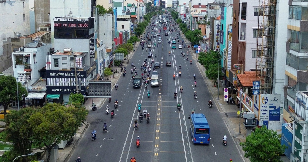 Lần đầu tiên TP.HCM phân luồng đảo chiều đường Cộng Hòa, đi sao cho đúng?