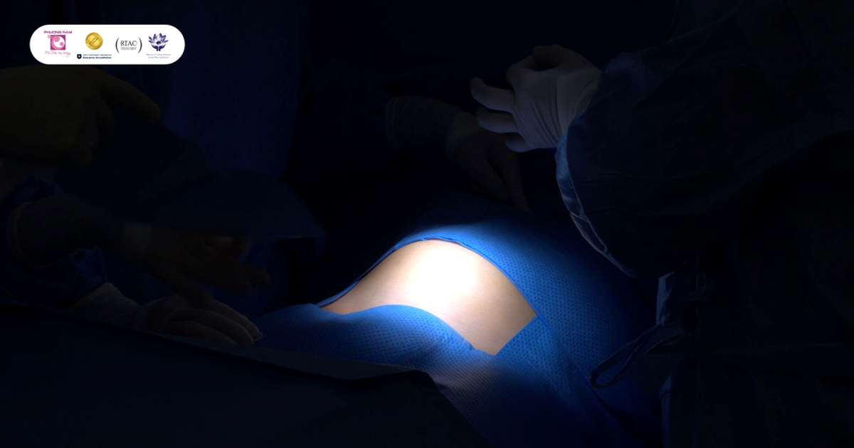 Khách hàng quốc tế an tâm điều trị khối đa nhân xơ lớn tại BV Phương Nam