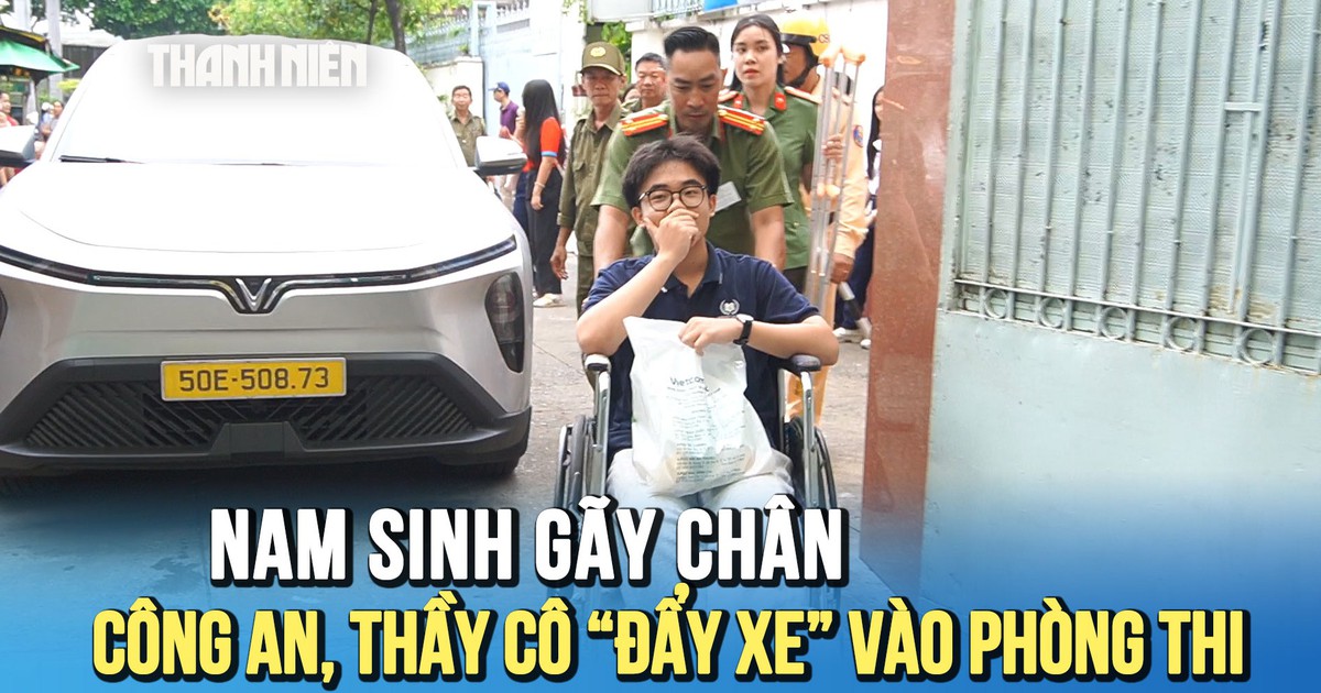 Nam sinh gãy chân được công an và thầy cô 'hộ tống' vào phòng thi lớp 10