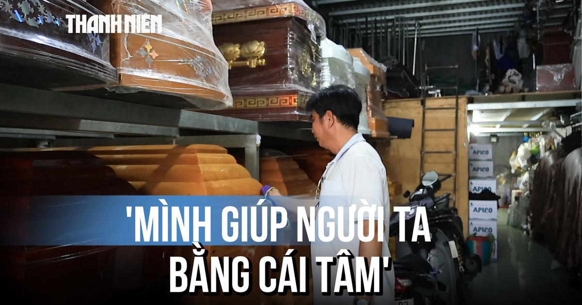 Con trai quyết nối nghiệp cha, làm việc ít ai dám làm: Điều nhận lại không phải tiền