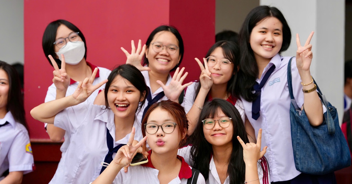 Bắt đầu kỳ thi tốt nghiệp THPT có số lượng thí sinh đông nhất trước nay