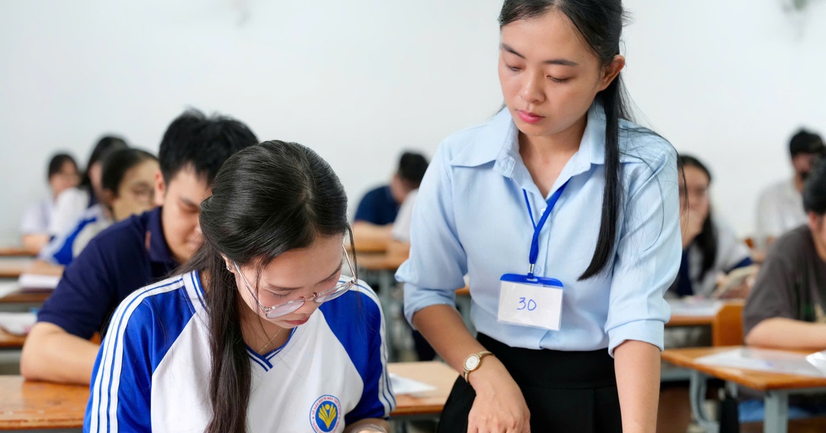 Vận chuyển đề thi tốt nghiệp THPT ở nơi đông thí sinh nhất cả nước