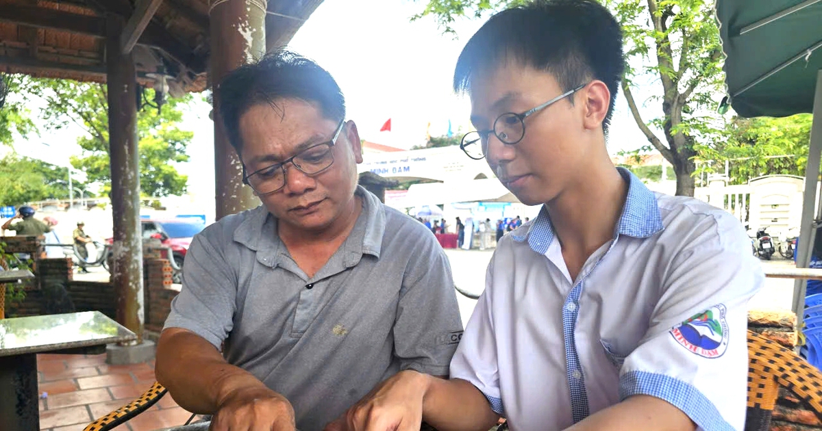Học sinh giỏi văn TP.HCM nhận xét gì về đề thi văn tốt nghiệp THPT?