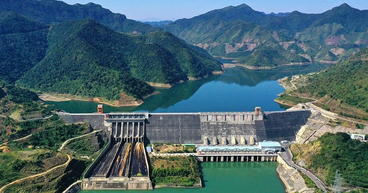 Thủy điện trở thành "đòn bẩy" lợi nhuận cho EVN
