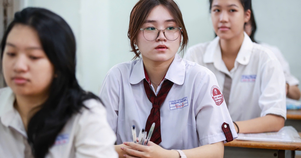 Thí sinh tự do thi tốt nghiệp THPT đông kỷ lục, một phần vì 2025 'đề khó'