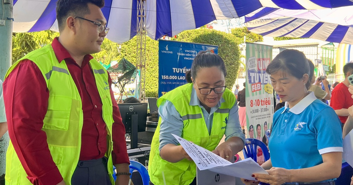 Sàn giao dịch việc làm: Hơn 6.000 vị trí tuyển dụng, mới 83 lao động đăng ký