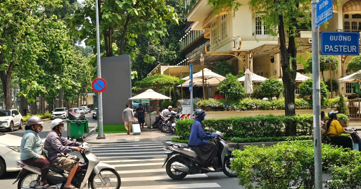 "Ma trận" biển quảng cáo ở trung tâm TP.HCM: Quyết liệt xử lý
