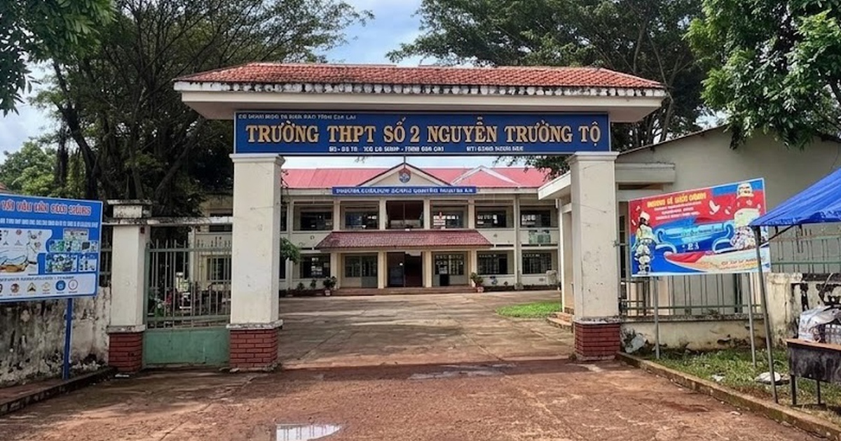 Dùng điện thoại chụp đề thi vật lý, nam sinh Gia Lai bị đình chỉ thi