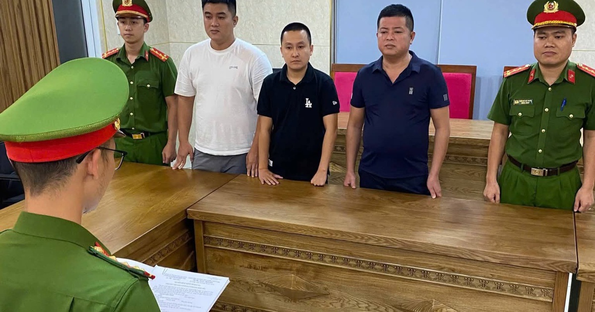 Đ&agrave; Nẵng khởi tố 15 người trong đường d&acirc;y lừa đảo xuy&ecirc;n quốc gia