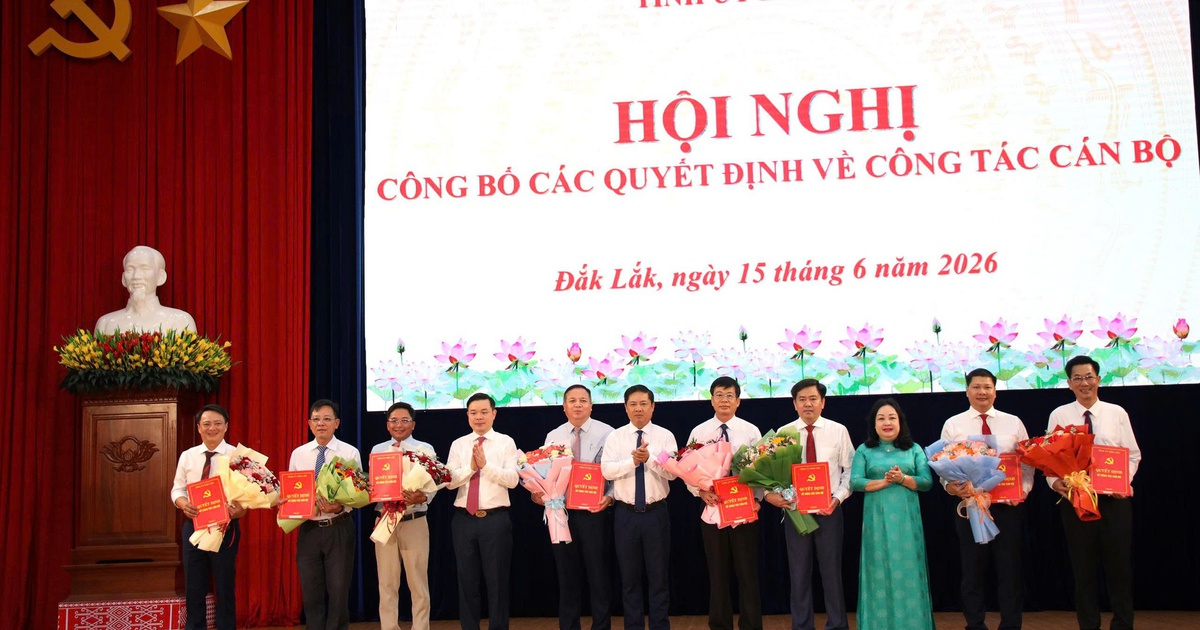 Đắk Lắk điều động, bổ nhiệm 20 cán bộ chủ chốt cấp sở và địa phương