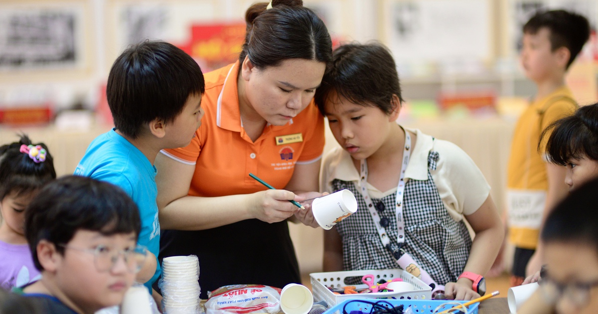 T&igrave;m hoạt động h&egrave; miễn ph&iacute; ở TP.HCM? Trẻ được l&agrave;m nh&agrave; s&aacute;ng chế tại nơi n&agrave;y