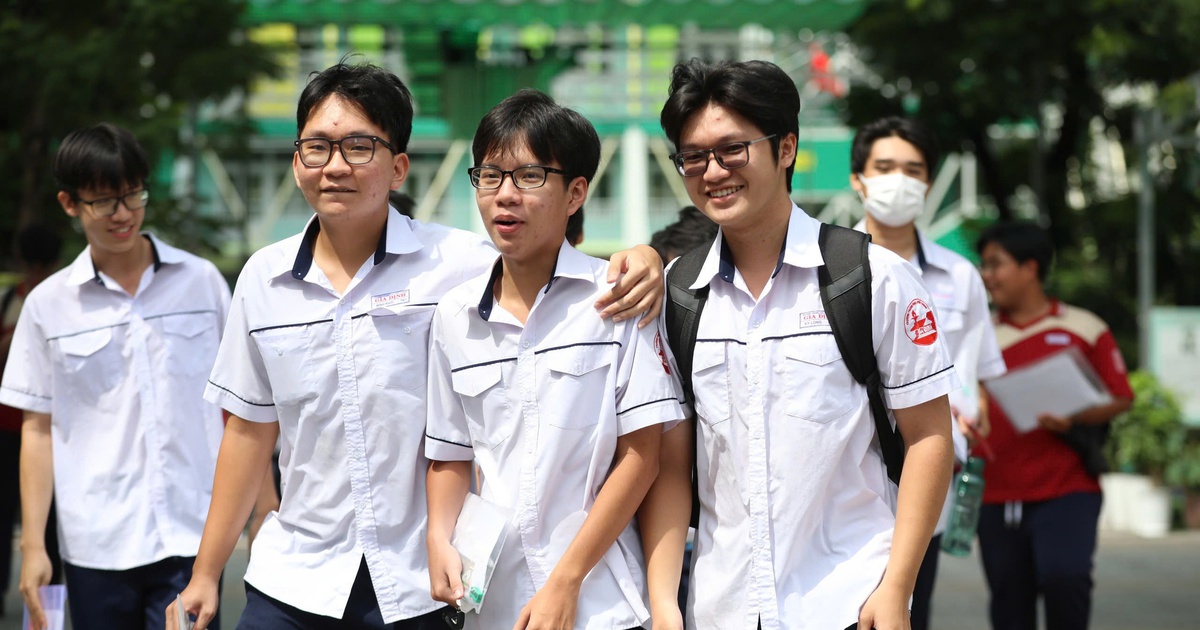 Số bài thi lớn nhất trước nay, TP.HCM huy động 1.000 người chấm thi tốt nghiệp THPT