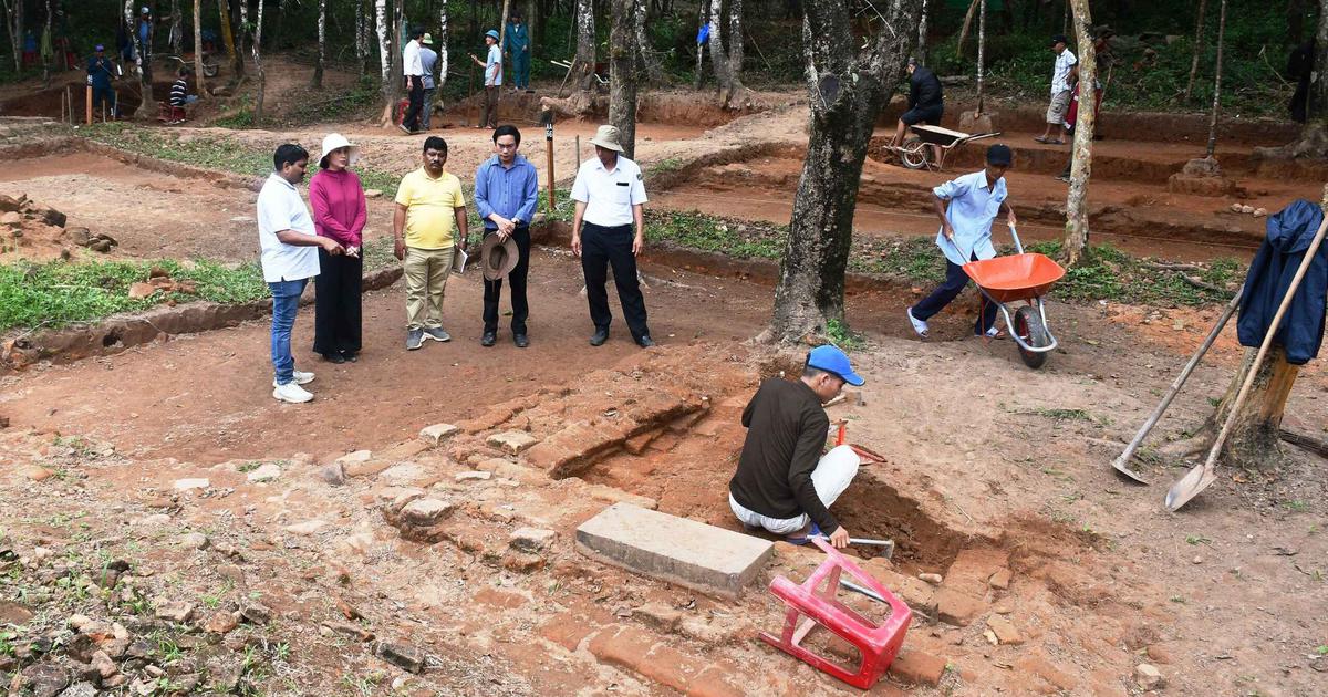 Cấp cứu vùng tháp của những bảo vật quốc gia ở Thánh địa Mỹ Sơn