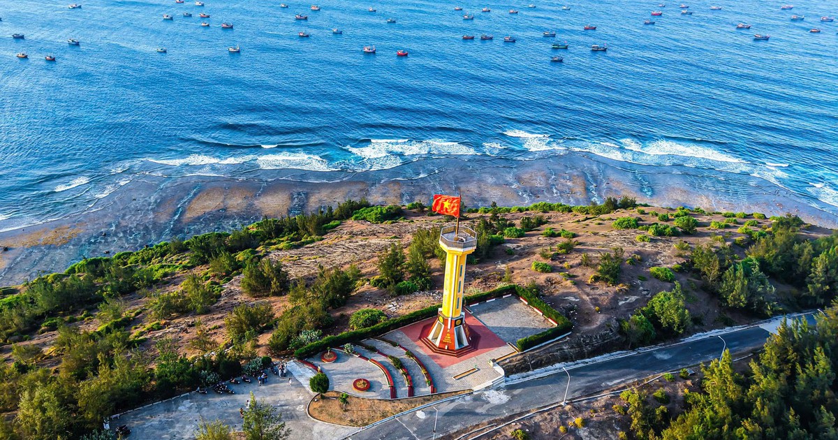 Thiên đường 'ăn biển, ngủ rừng'