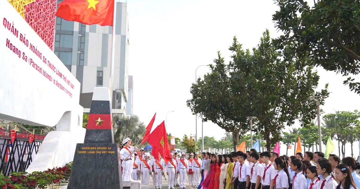 Chuyện ghi ở Chi bộ đặc khu Hoàng Sa