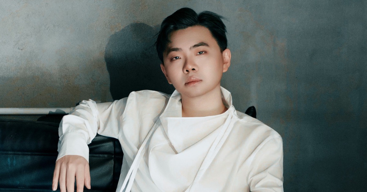 Thiếu gia nhà Biti's ra sao khi vào showbiz?