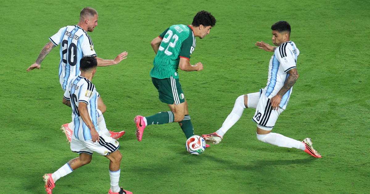Cầu thủ gốc Việt gây ấn tượng sau trận gặp Argentina, nói điều đặc biệt về Messi