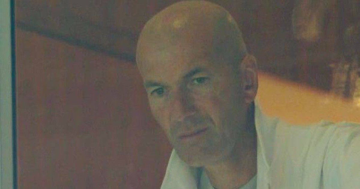 Khoảnh khắc Zidane xem con trai đấu Argentina gây sốt: Bất lực trước tài năng của Messi