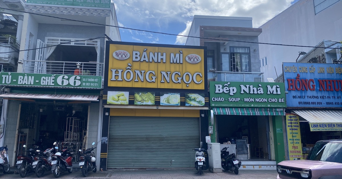 Hàng chục người nghi bị ngộ độc sau khi ăn bánh mì Hồng Ngọc 37