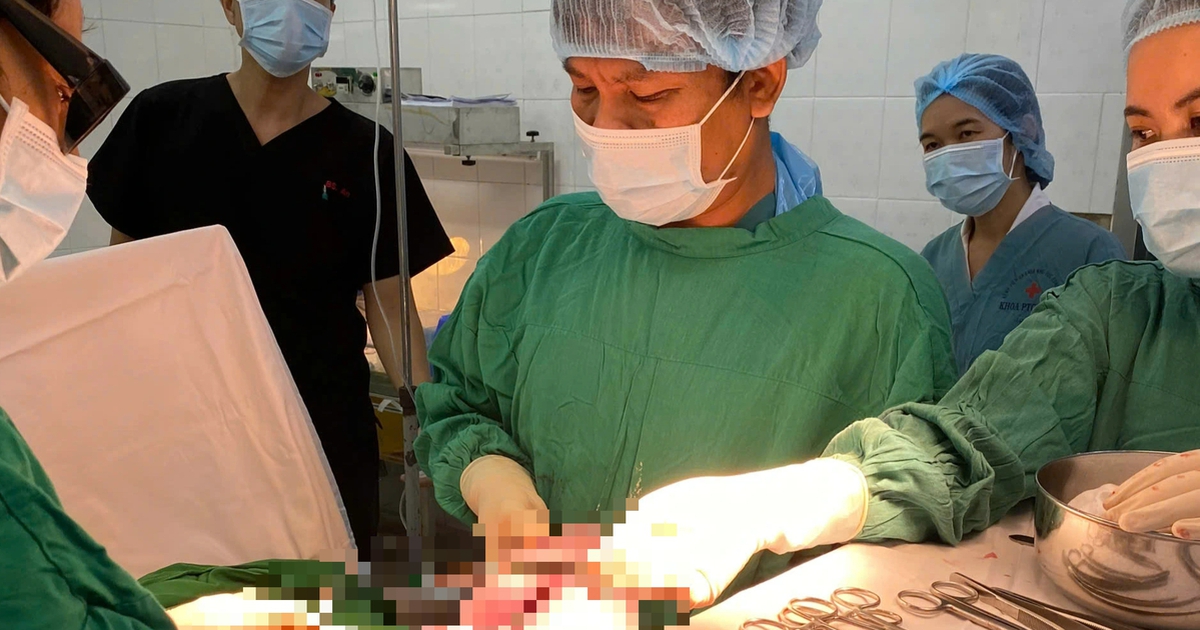 Đau bụng dữ dội ở tuần 36, sản phụ vỡ tử cung được cứu sống