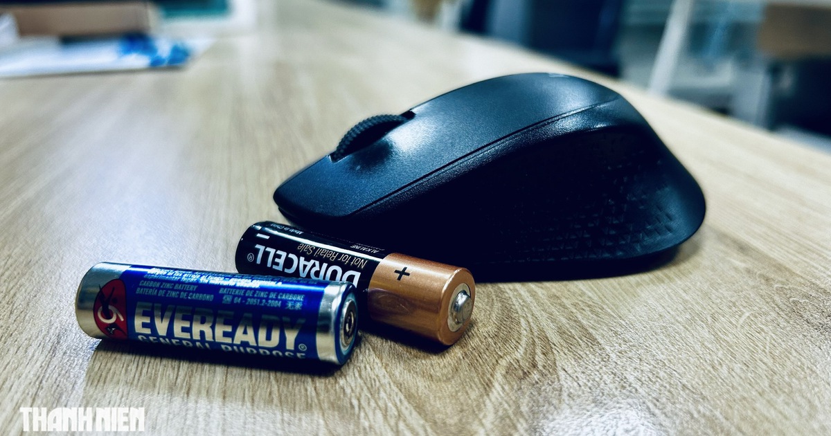 Chuột không dây Bluetooth hay Wireless "ngốn" pin hơn?