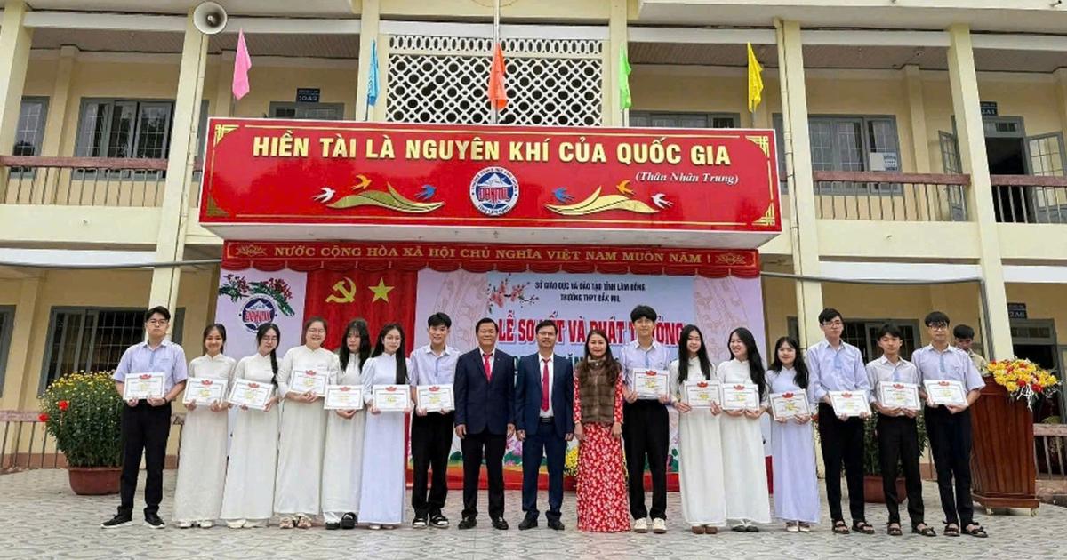 Trường THPT Đắk Mil - Dấu ấn từ chiến lược đầu tư đào tạo mũi nhọn