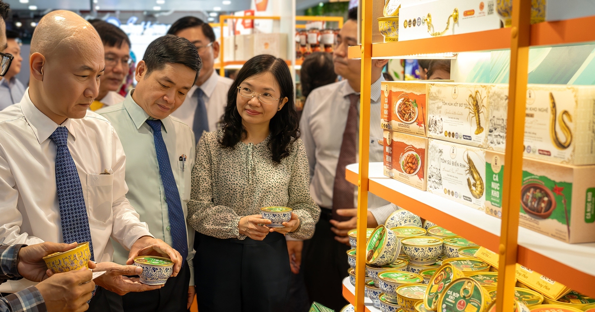 SATRA tổ chức kết nối giao thương hàng Việt