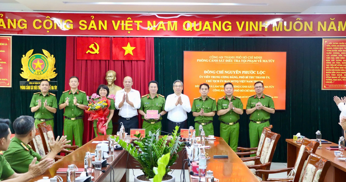 Phó bí thư Thành ủy TP.HCM Nguyễn Phước Lộc biểu dương lực lượng cảnh sát ma túy