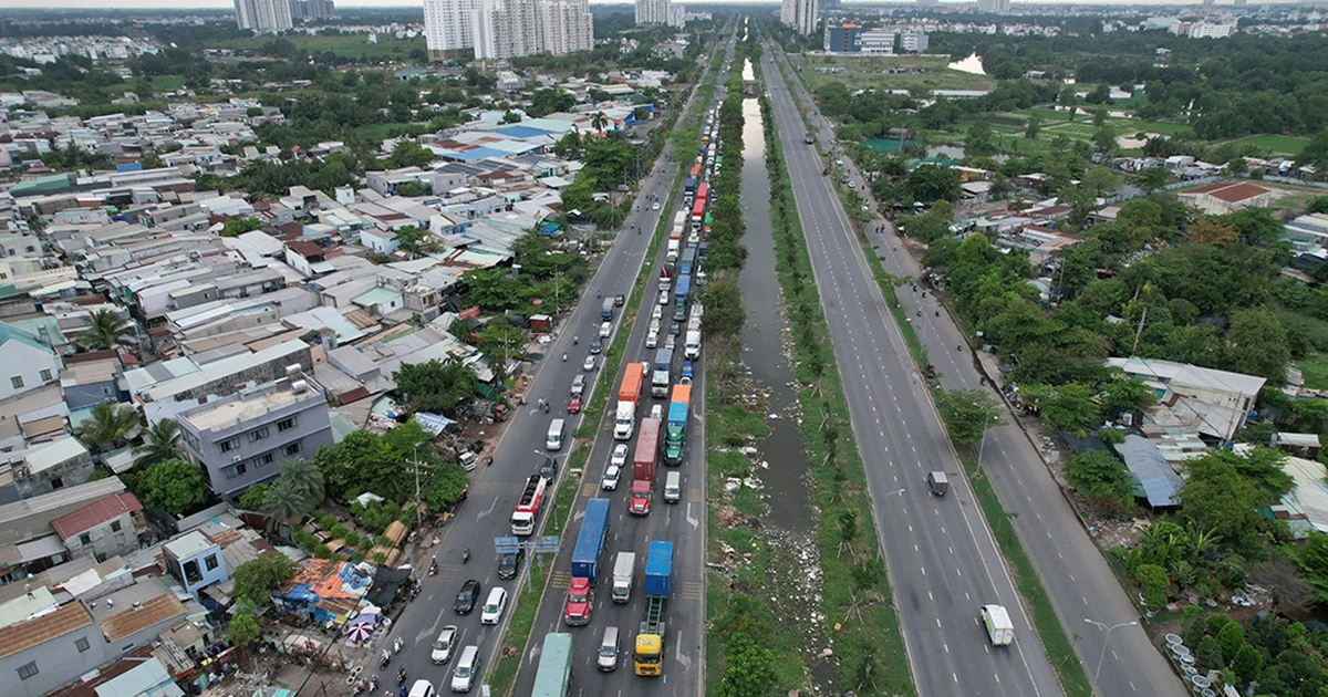 Tin tức đặc biệt tr&ecirc;n b&aacute;o in Thanh Ni&ecirc;n 19.6.2026