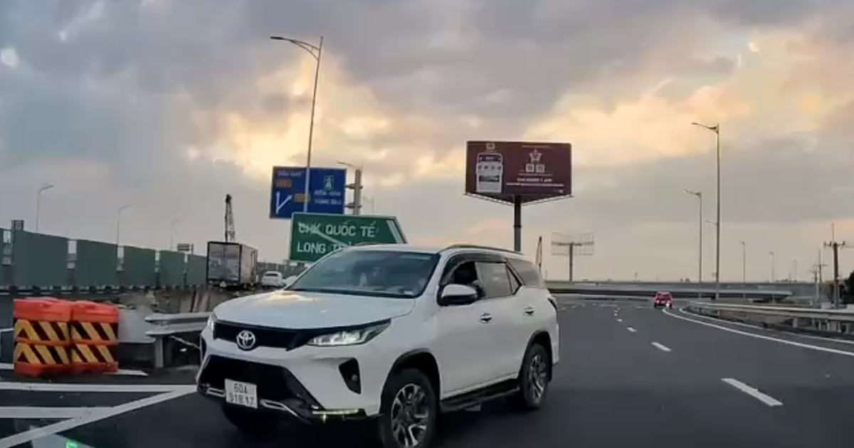 Đi ngược chiều v&igrave; nhầm lối v&agrave;o cao tốc Bi&ecirc;n H&ograve;a - Vũng T&agrave;u, bị phạt 19 triệu