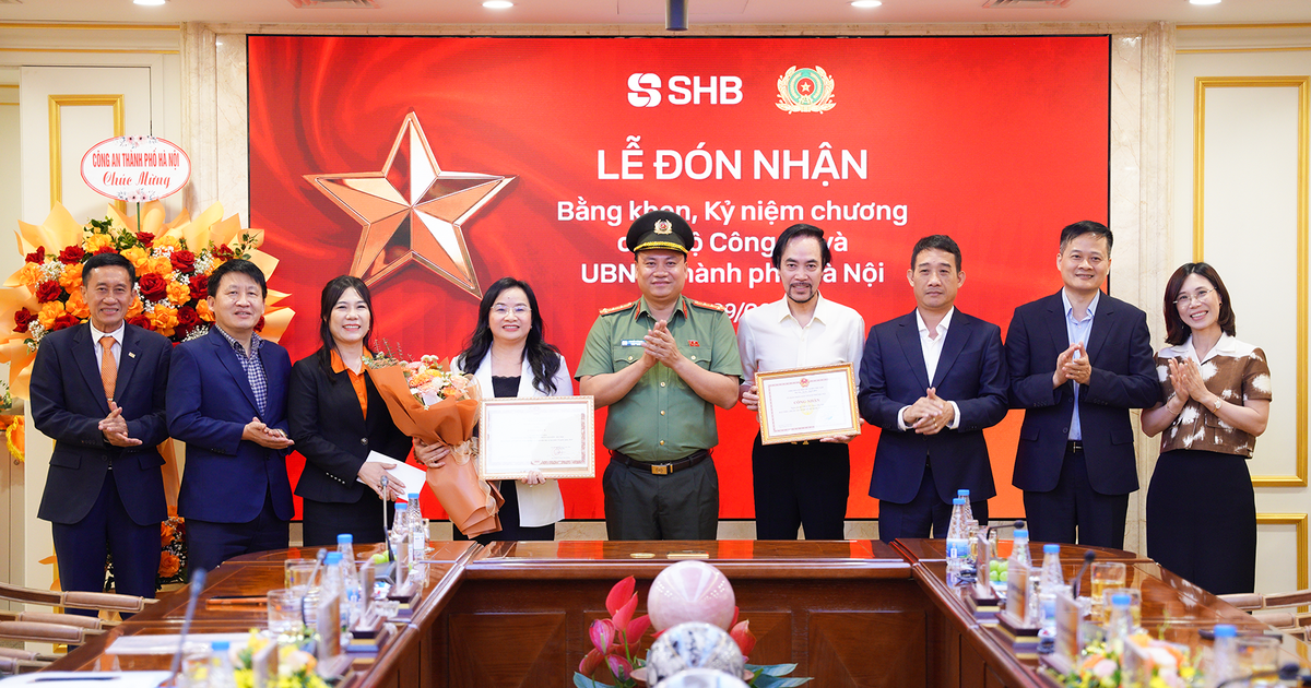 Từ cán bộ nhân viên SHB bảo vệ khách hàng đến bằng khen của Bộ Công an