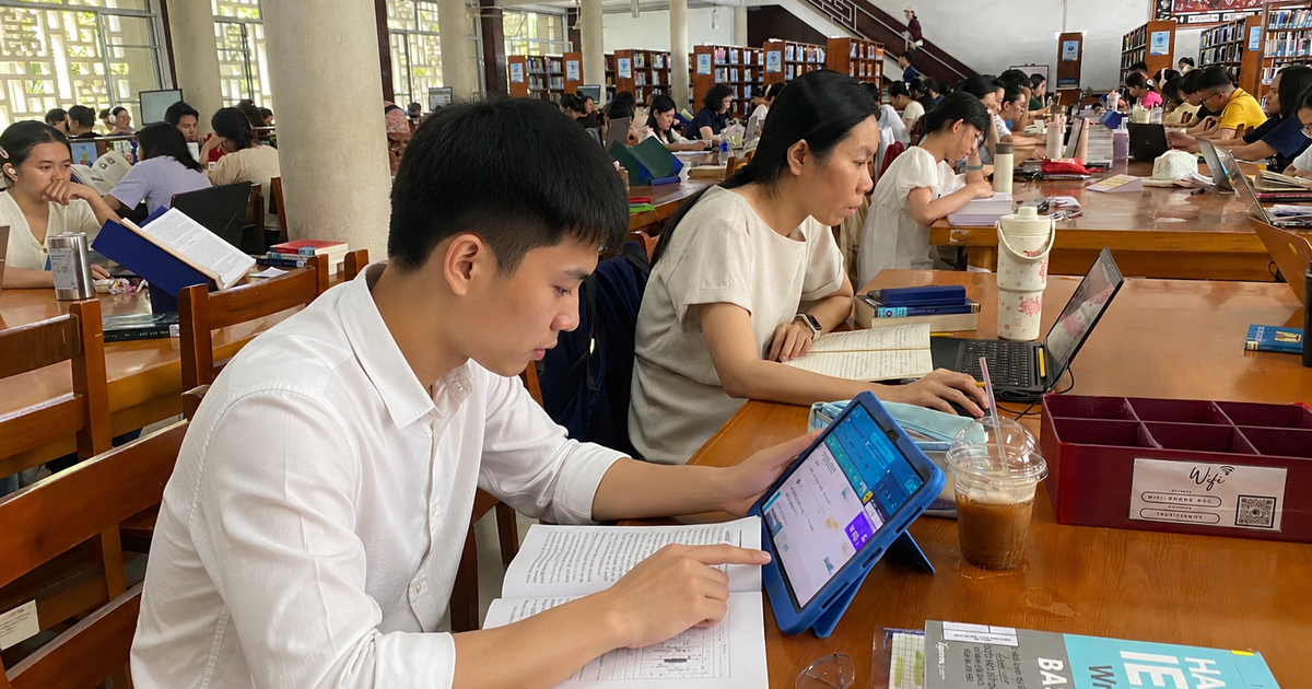 Tranh luận sinh viên có nên đi thực tập từ năm nhất?