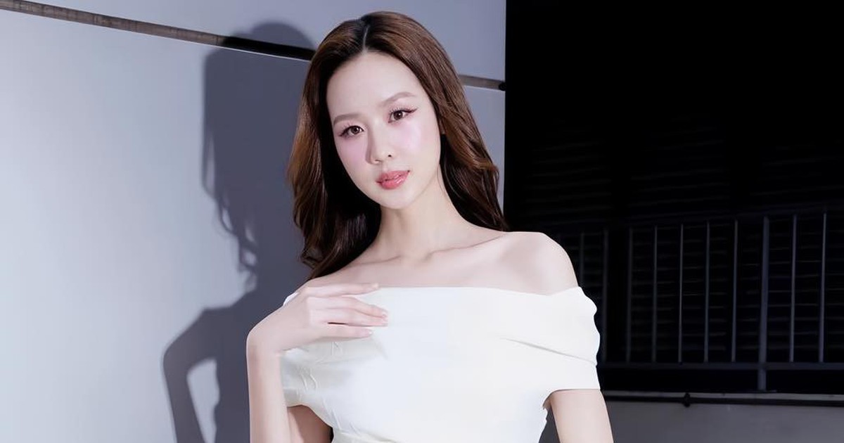Khoe khéo xương quai xanh quyến rũ cùng trang phục trễ vai