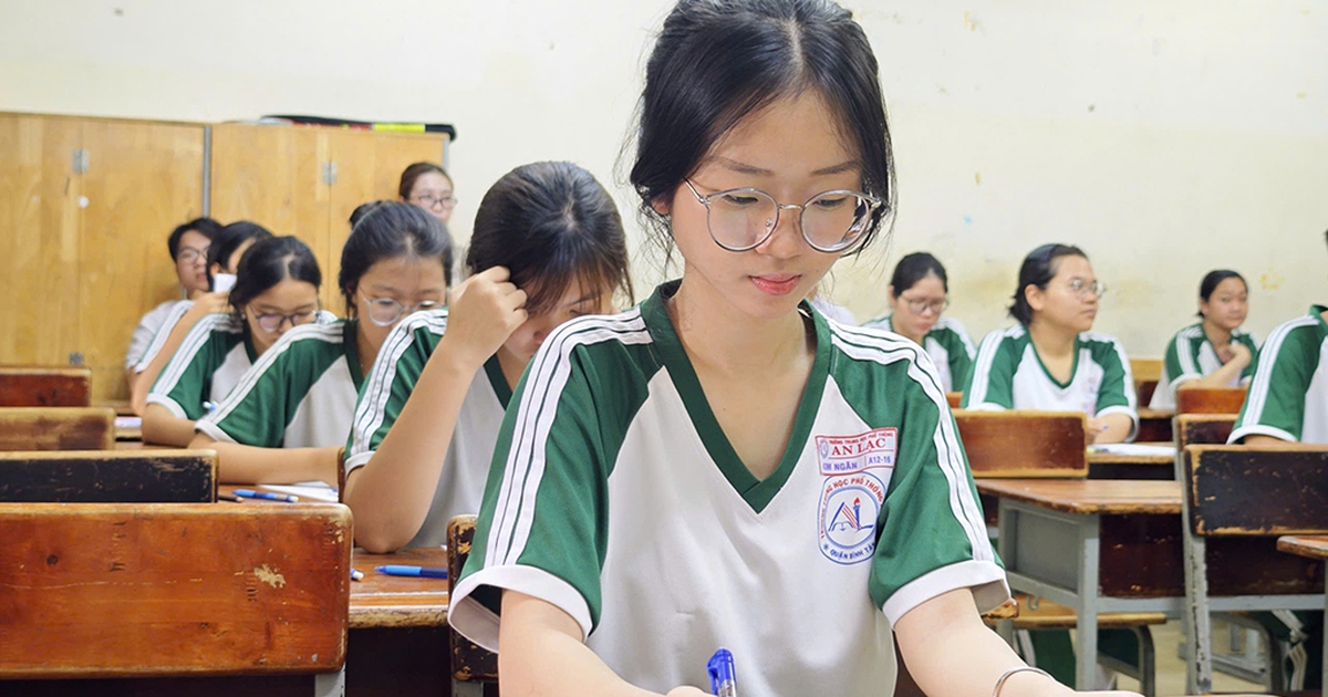 Thi tốt nghiệp THPT 2026: Quy mô nhiều tỉnh tăng mạnh, tìm phương án vận chuyển đề