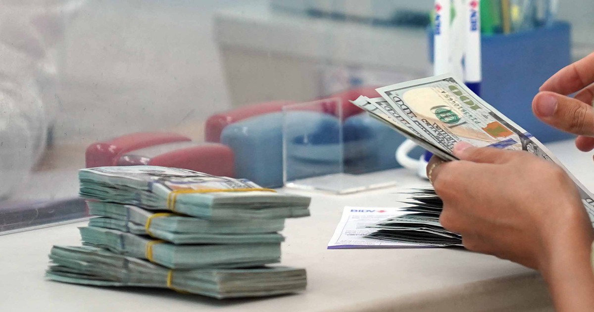 Đặt đại lý đổi ngoại tệ ở nơi có nhiều khách du lịch nước ngoài