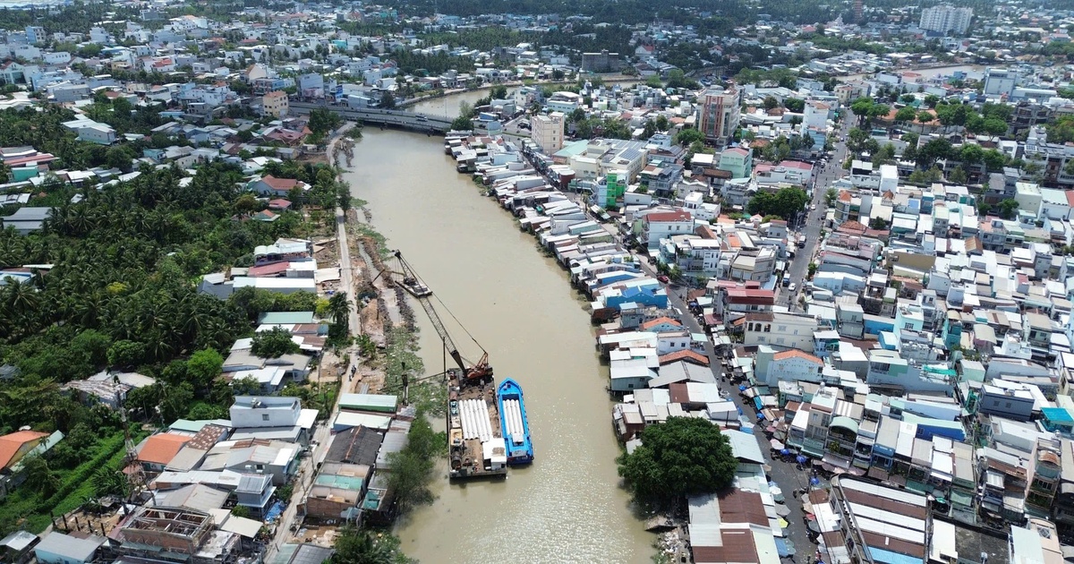 Vướng mặt bằng, đường ngàn tỉ ven sông Bảo Định, nhiều đoạn làm 'cầm chừng'