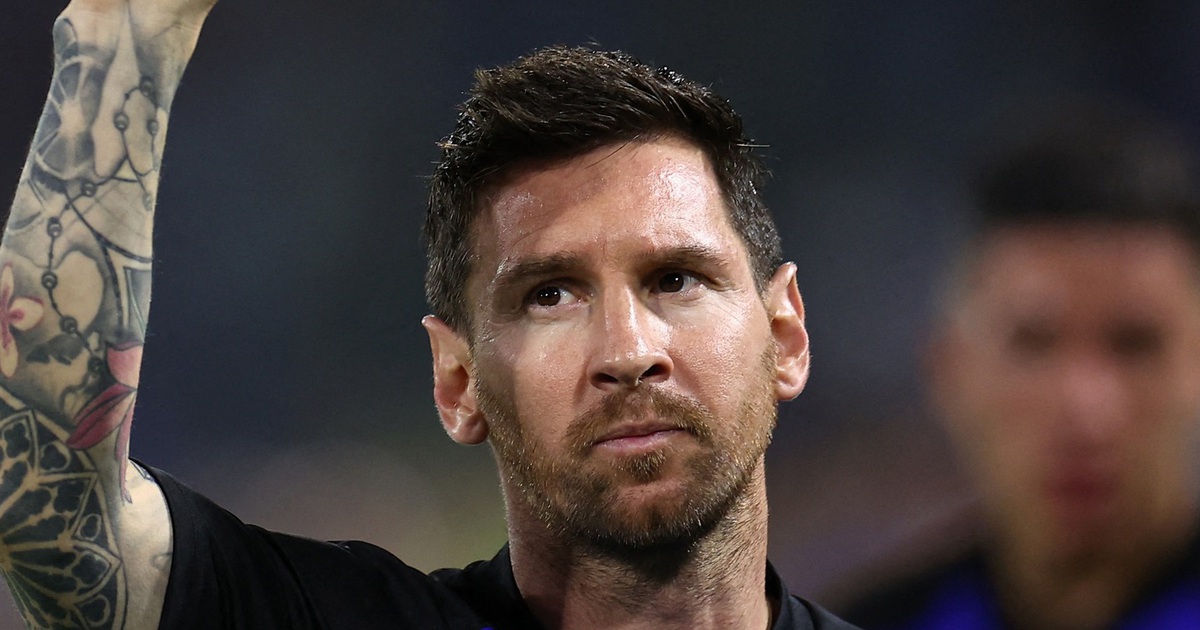 Messi tập riêng trong ngày đầu hội quân cùng đội tuyển Argentina