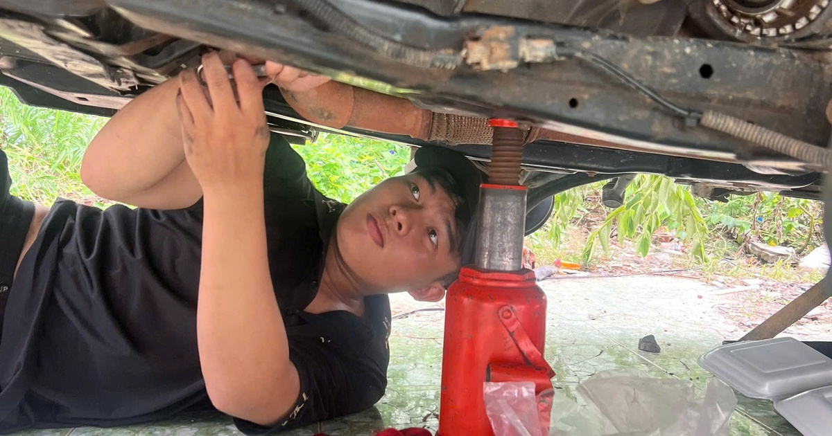 Nghề cứu hộ &ocirc; t&ocirc; ở TP.HCM: Những giấc ngủ cắt đ&ocirc;i