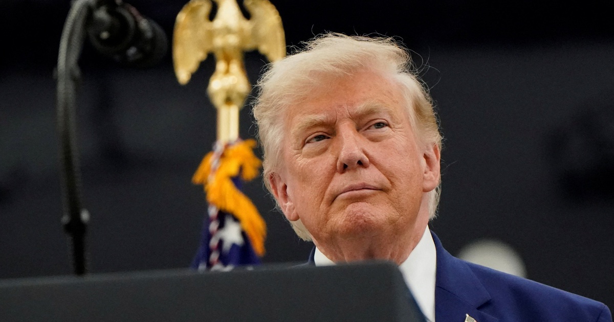 Ông Trump dọa tấn công, Iran nói sẵn sàng phản ứng