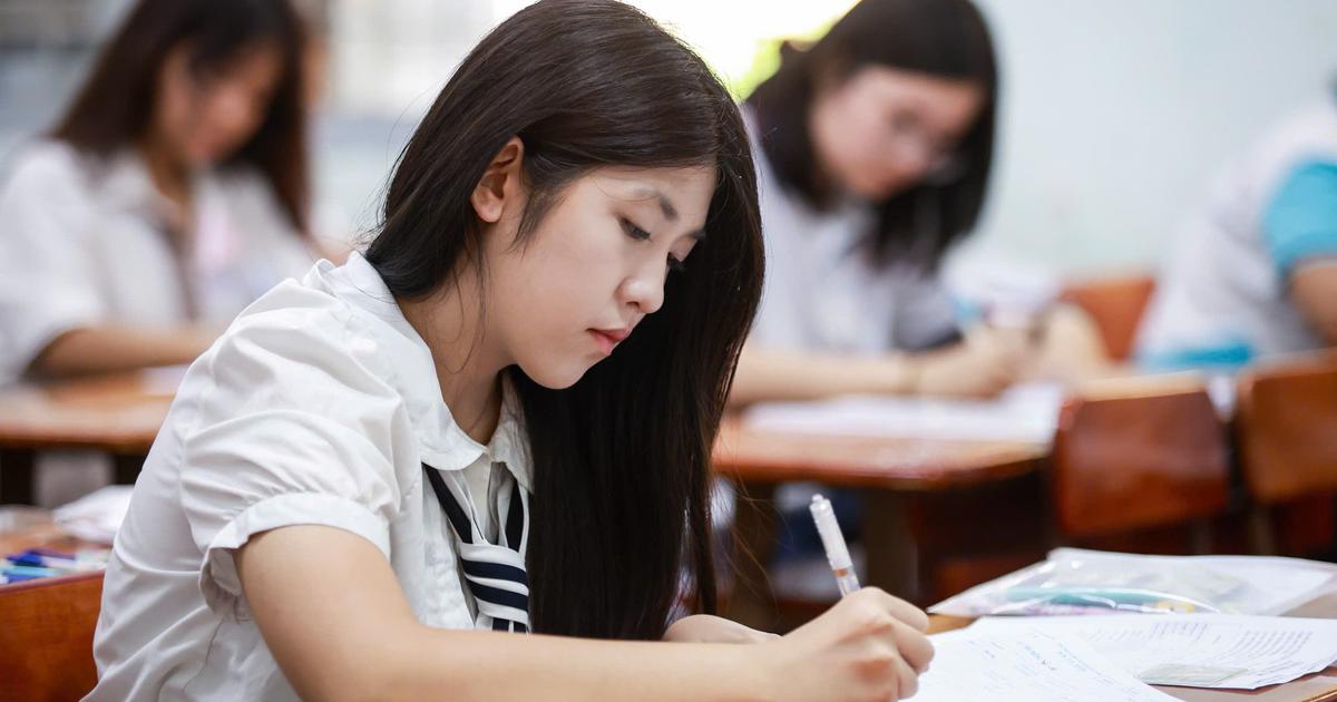 Hướng dẫn chấm ngữ văn tốt nghiệp THPT 2026: Thí sinh xuất sắc có thể bị điểm thấp