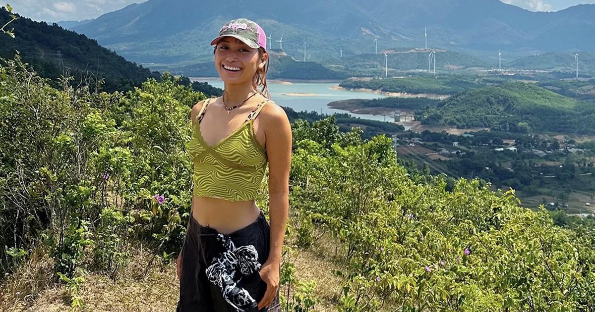 Một mình lái xe máy xuyên Việt, cô gái trẻ học cách tin vào bản thân