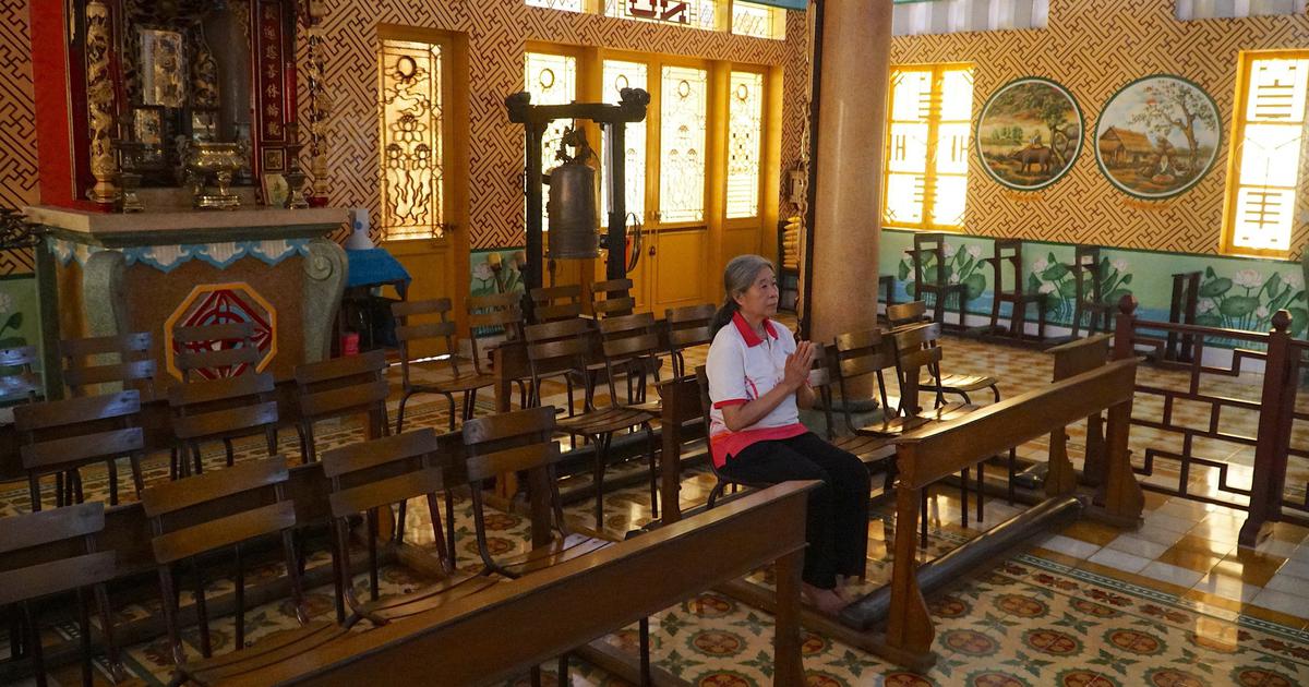 Ng&ocirc;i ch&ugrave;a 100 năm tuổi ở TP.HCM: Kh&ocirc;ng thờ tượng Phật, chỉ thờ b&agrave;i vị
