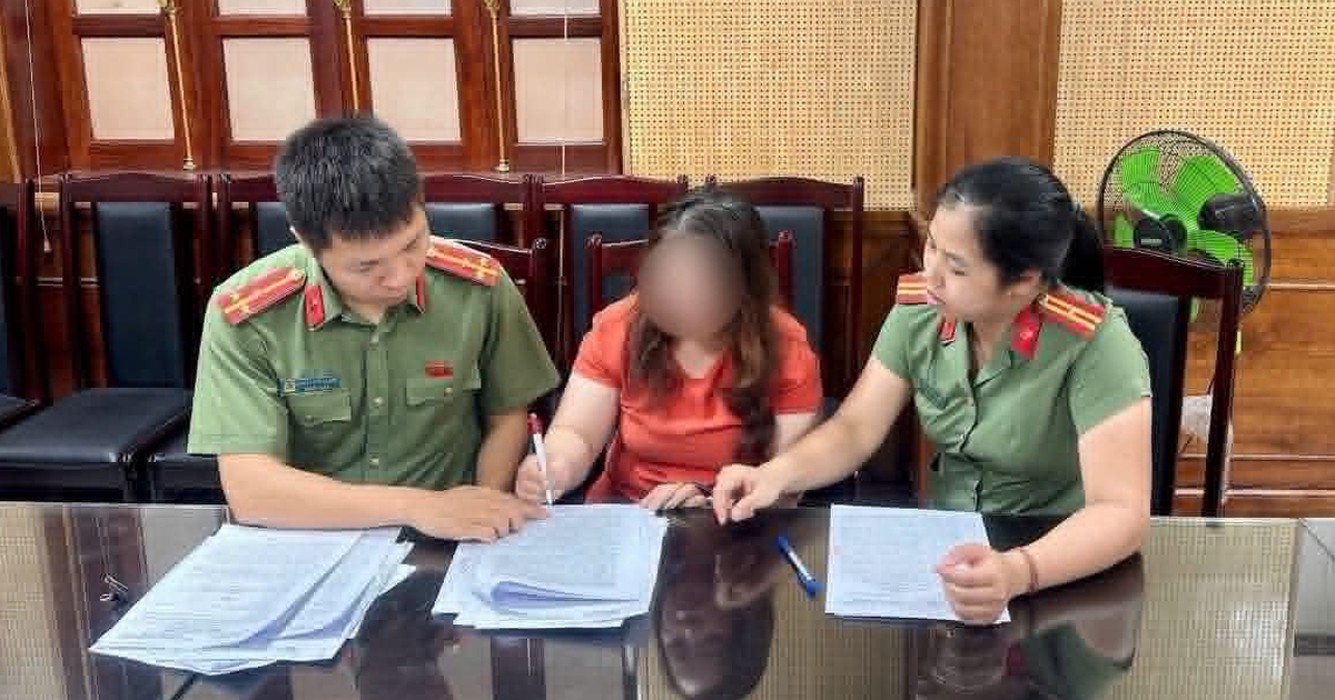Đơn vị tổ chức 'Giọng ca v&agrave;ng D&acirc;n ca - trữ t&igrave;nh v&agrave; Bolero' bị phạt 75 triệu