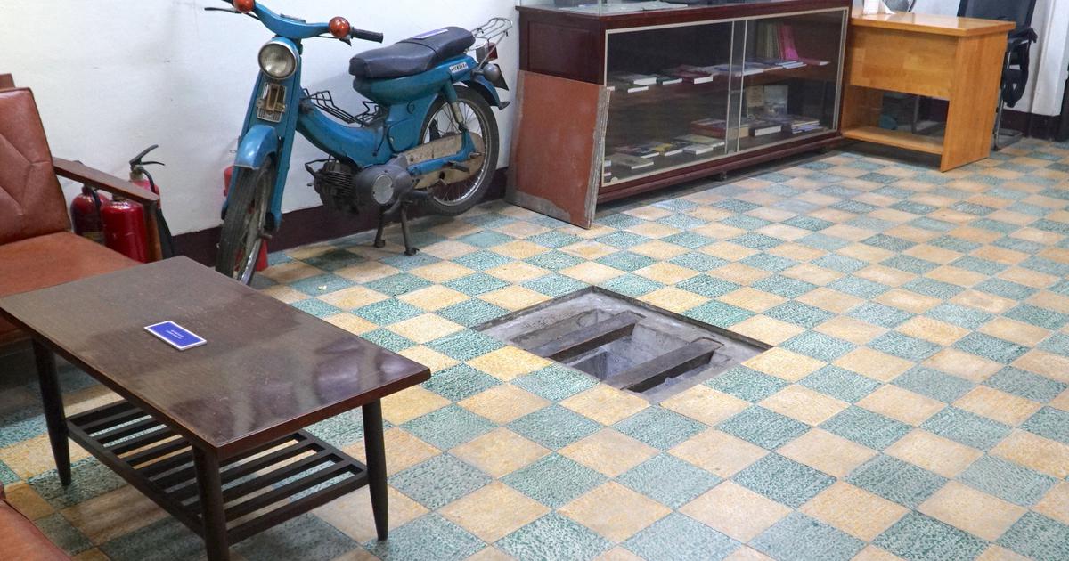 Căn nh&agrave; của người thợ gi&agrave;y ở TP.HCM: Hầm b&iacute; mật từng cất giấu vũ kh&iacute;