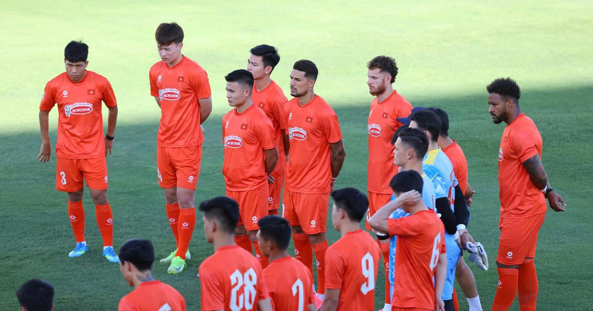 Quang Hải nói rất hay và hóm hỉnh về Tài Lộc, bật mí cách cùng đồng xem đội World Cup
