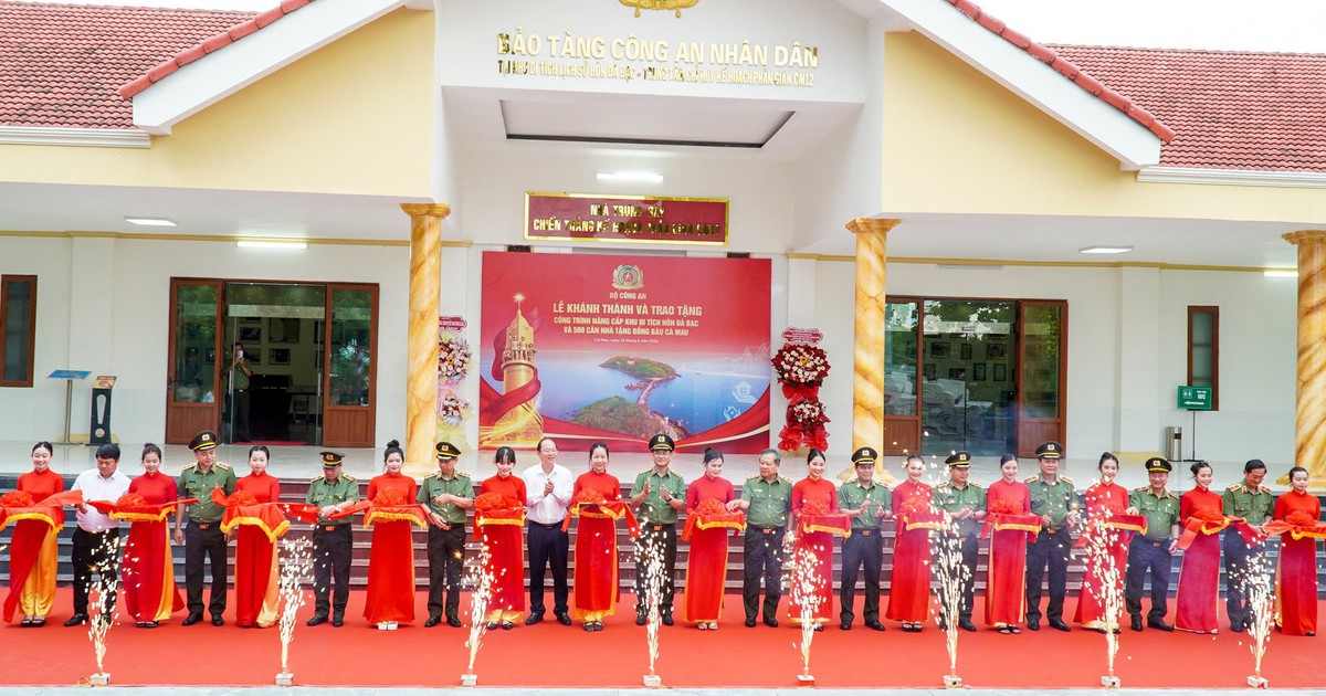 Bộ C&ocirc;ng an kh&aacute;nh th&agrave;nh c&ocirc;ng tr&igrave;nh n&acirc;ng cấp Di t&iacute;ch H&ograve;n Đ&aacute; Bạc, b&agrave;n giao 500 căn nh&agrave; tại C&agrave; Mau