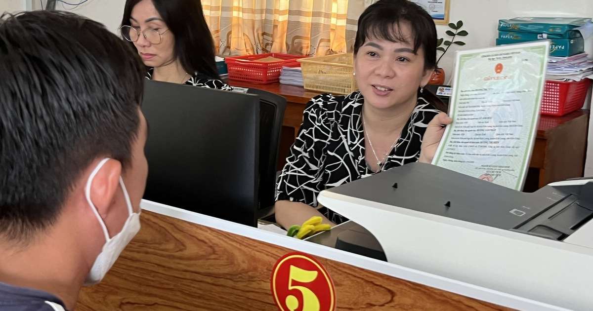 Chủ tịch An Giang Hồ Văn Mừng: Tr&aacute;ch nhiệm người đứng đầu gắn liền cải c&aacute;ch h&agrave;nh ch&iacute;nh